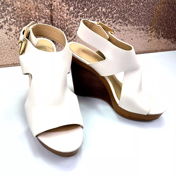 Michael Kors Josephine Wedge Sandals Heels 7M Cream Open Toe W/Buckle - Picture 8 of 10